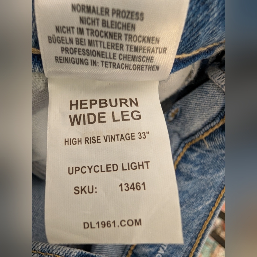 DL1961 Hepburn High Rise Wide Leg Vintage Upcycled Light Distressed 2 Tone Jeans - Picture 8 of 15